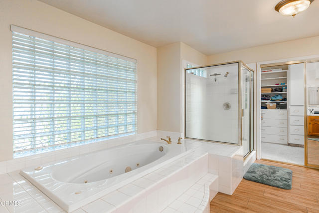 Detail Gallery Image 27 of 42 For 10906 Rosslyn Ln, Bakersfield,  CA 93311 - 4 Beds | 3 Baths