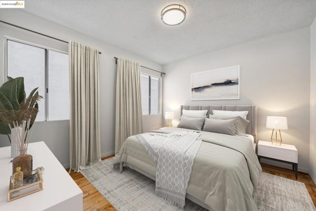 2640 77th Ave, Oakland CA: https://media.crmls.org/mediaz/3ceb23d6-b1b1-4869-b24d-767e50d80b89.jpg