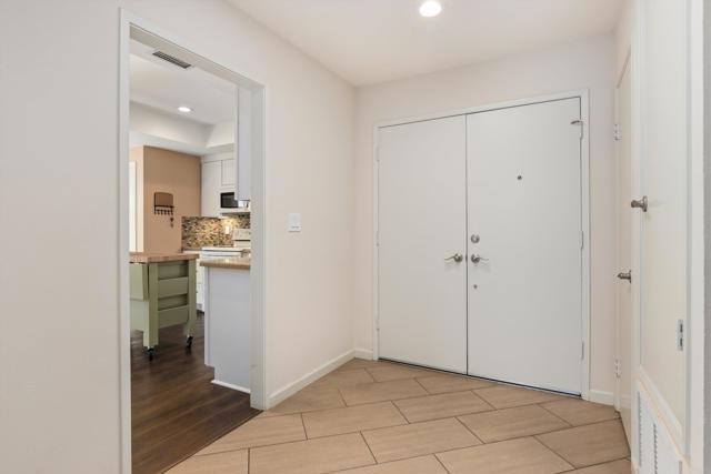 Detail Gallery Image 5 of 75 For 1159 Los Corderos, San Marcos,  CA 92078 - 2 Beds | 2 Baths