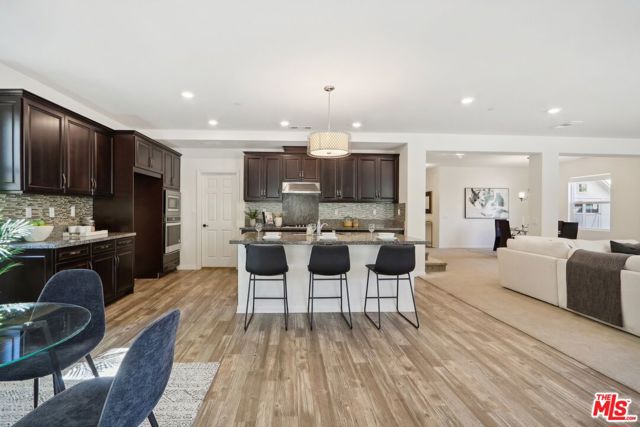 19317 Bension Drive, Santa Clarita CA: https://media.crmls.org/mediaz/3cec021d-cec6-465e-9610-3deaa2220118.jpg