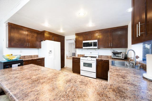 7837 Goode St, San Diego CA: https://media.crmls.org/mediaz/3cec4b7d-0d33-49f6-b25d-cb7082086efd.jpg