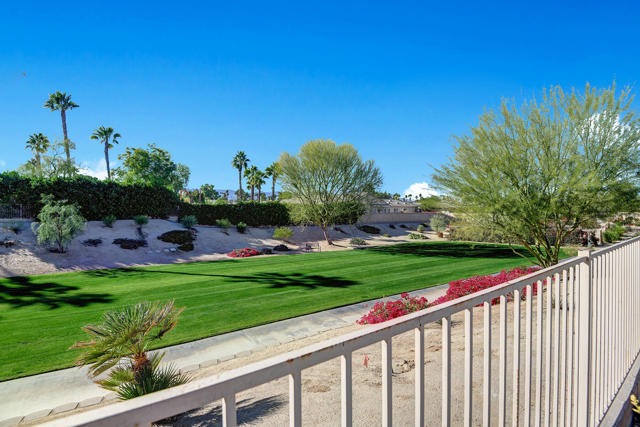 Image 34 of 40 For 43179 Corte Del Oro