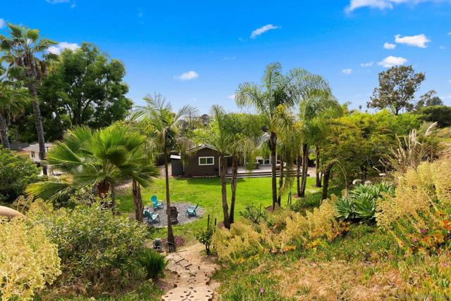 4840 Penrose Ct, San Diego CA: https://media.crmls.org/mediaz/3cec9932-4739-4db8-871a-2a611ed41c33.jpg