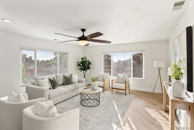 1918 Odell Cir, Vista CA: https://media.crmls.org/mediaz/3ced10e2-ab74-4729-b733-6b20db4e22ac.jpg