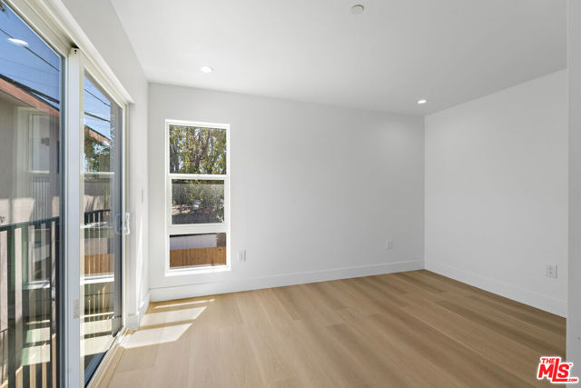 10957 Calvert, North Hollywood CA: https://media.crmls.org/mediaz/3ced313f-f684-4d27-be60-71bb1f6f7506.jpg