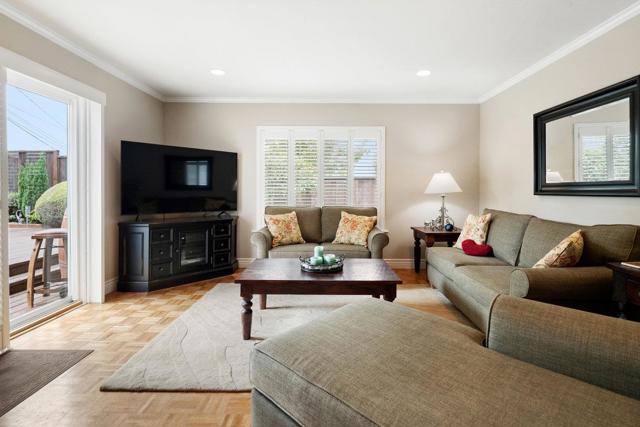 356 King Drive, South San Francisco CA: https://media.crmls.org/mediaz/3ced4ac5-56ca-4148-98e0-f7543b9f8dc1.jpg