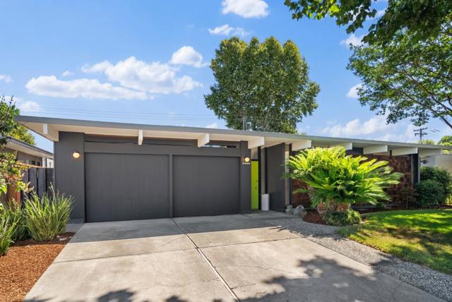 2326 Fairglen Drive, San Jose CA: https://media.crmls.org/mediaz/3cedba1b-a658-4797-97ff-04266d5cb5c1.jpg