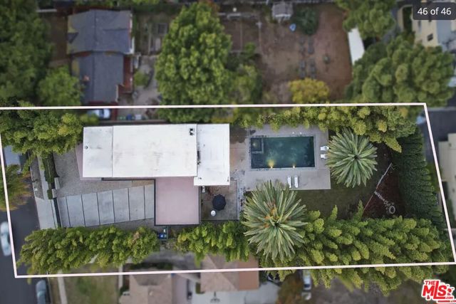 4430 Lindblade Drive, Los Angeles CA: https://media.crmls.org/mediaz/3cf047a5-d2da-4cc2-9445-adf3fa6dfd8a.jpg