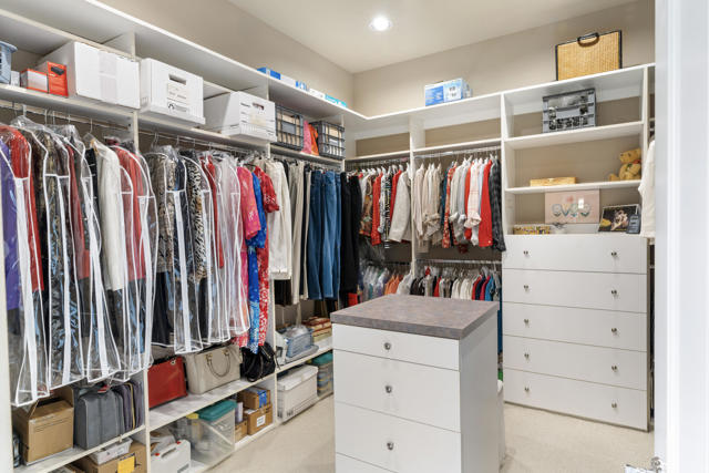 900 Dogwood Circle E, Palm Springs, CA 92264