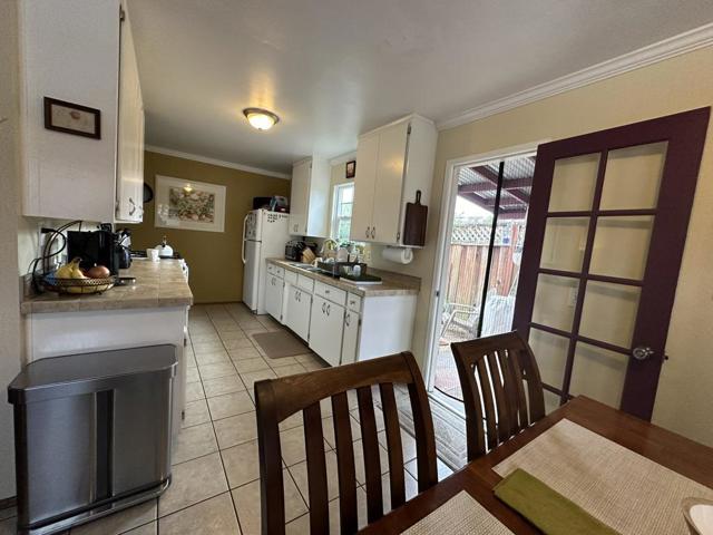 Image 15 of 76 For 32303240 Mission Drive