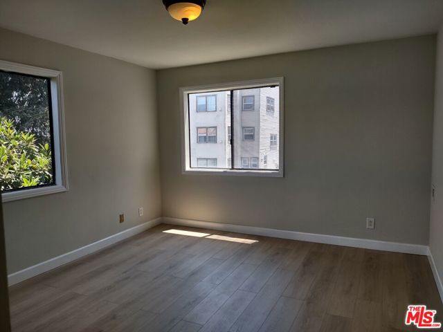 1119 Albany Street, Los Angeles CA: https://media.crmls.org/mediaz/3cf16735-1a9c-4b1a-8e84-73d91729d47a.jpg