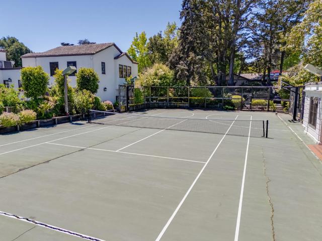 Image 114 of 133 For 2181 Parkside Avenue