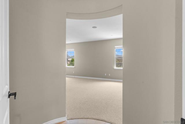 5527 Alexandrine Ct, Oceanside CA: https://media.crmls.org/mediaz/3cf280c6-2258-4046-879b-633f18e68fc8.jpg