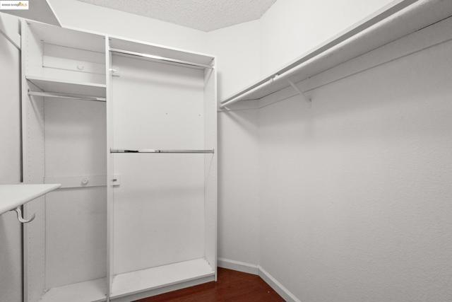 22012 Sevilla Rd, Hayward CA: https://media.crmls.org/mediaz/3cf2fe58-15e6-4ef5-9d84-56fe10004cb0.jpg