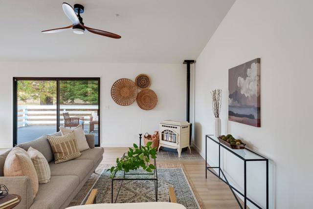 3245 Soquel San Jose Road, Soquel CA: https://media.crmls.org/mediaz/3cf314fc-6af4-4423-a20c-97fa61d13b42.jpg