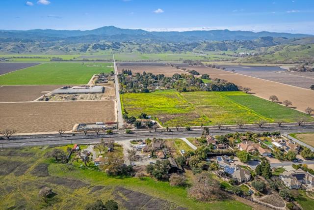 Image 17 of 91 For 584586 Monterey Road