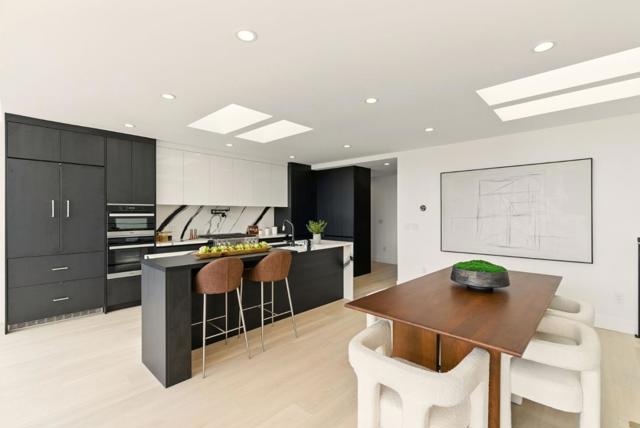 1756 14th Avenue, San Francisco CA: https://media.crmls.org/mediaz/3cf3adfb-aec8-4443-a6f7-5cc995a84d56.jpg