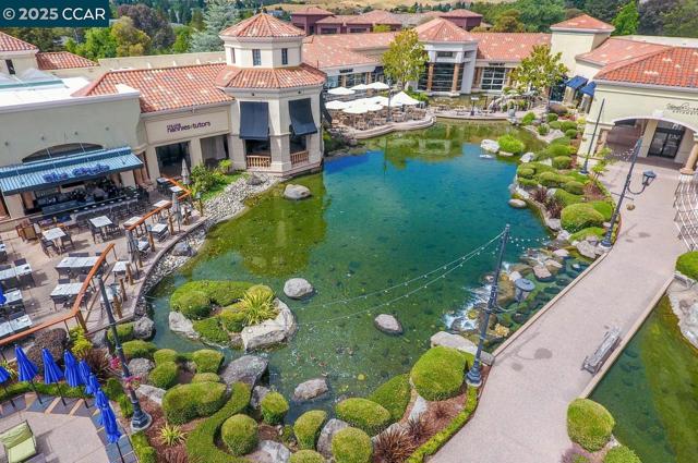 6026 Condor St, Danville CA: https://media.crmls.org/mediaz/3cf4adef-3604-4f1b-bc90-26ee35a4e6c0.jpg