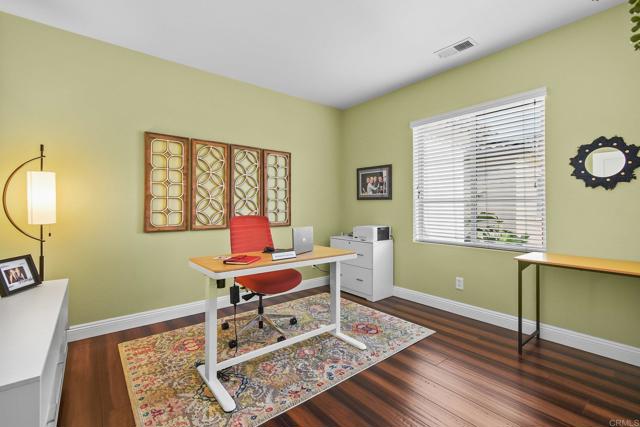 Detail Gallery Image 17 of 37 For 2233 Capistrano Way #18,  Chula Vista,  CA 91915 - 4 Beds | 3 Baths