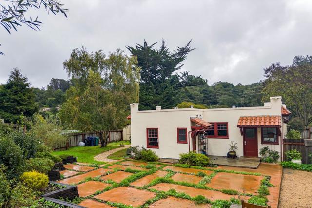 73 Echo Valley Road, Salinas CA: https://media.crmls.org/mediaz/3cf5c6aa-933a-4259-bae0-258991fa78f9.jpg