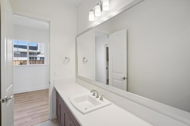 605 Santa Ynez Way, Marina CA: https://media.crmls.org/mediaz/3cf690a5-3bcf-4bfa-9e30-039d4af9b6ed.jpg