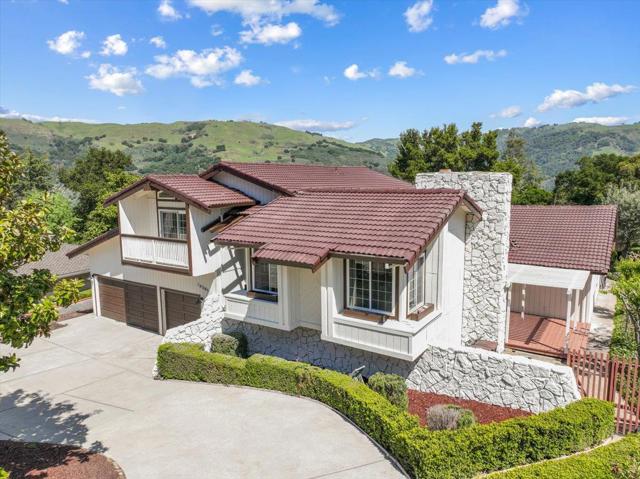 16385 Jackson Oaks Drive, Morgan Hill CA: https://media.crmls.org/mediaz/3cf787ea-12b2-454e-9e67-9a7d24e17965.jpg