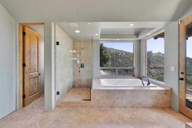 Detail Gallery Image 19 of 64 For 15711 Salida Del Sol, Ramona,  CA 92065 - 5 Beds | 4/1 Baths