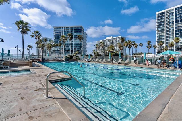 1810 Avenida Del Mundo, Coronado CA: https://media.crmls.org/mediaz/3cf96b0f-b72e-49dc-a7ef-79be87d6b3b3.jpg