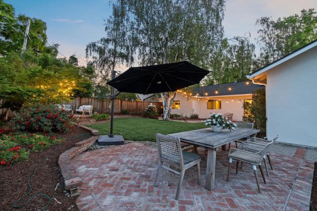 140 Stonybrook Road, Los Gatos CA: https://media.crmls.org/mediaz/3cfcca45-fc00-4287-8e82-819de5b82f1c.jpg