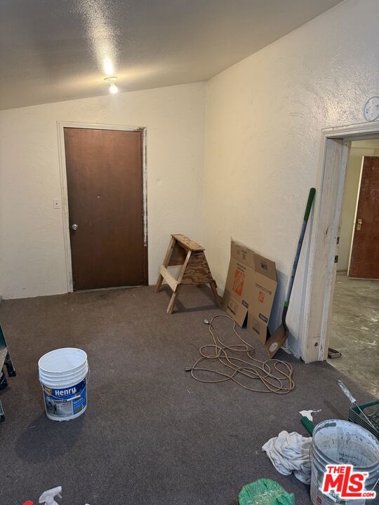 38652 9th Street, Palmdale CA: https://media.crmls.org/mediaz/3cfd160e-f2ac-424d-9be9-883aa642c615.jpg