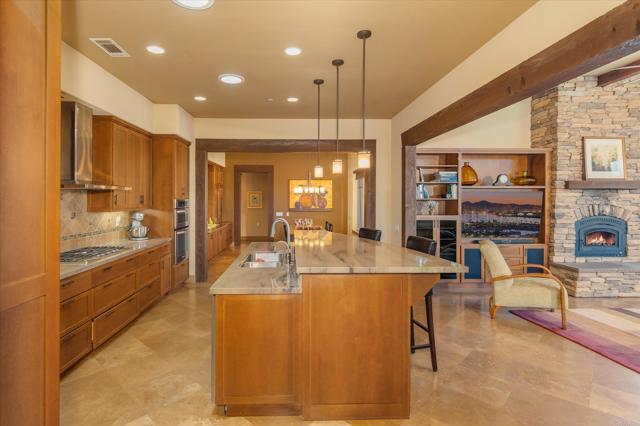 Detail Gallery Image 5 of 70 For 284 Ramona Real, Ramona,  CA 92065 - 3 Beds | 2 Baths