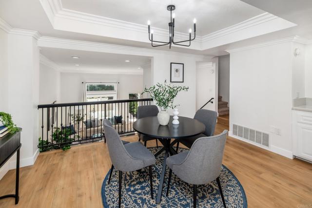 Detail Gallery Image 9 of 34 For 4094 Mahaila Ave #B,  San Diego,  CA 92122 - 3 Beds | 2/1 Baths