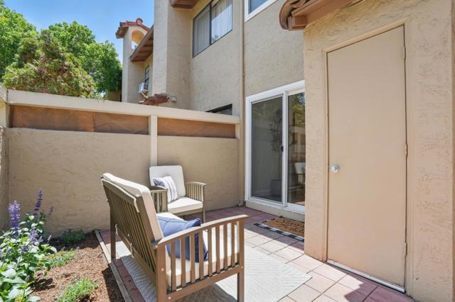 118 Salice Way, Campbell CA: https://media.crmls.org/mediaz/3cfd58eb-c4b7-4410-b824-4e15add8822c.jpg
