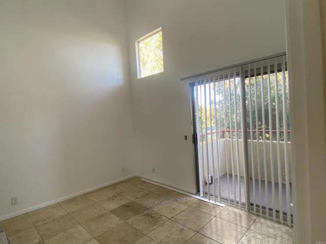 390 E Madison, El Cajon CA: https://media.crmls.org/mediaz/3cfd74c5-edc1-4525-b8f9-74a02f657a44.jpg