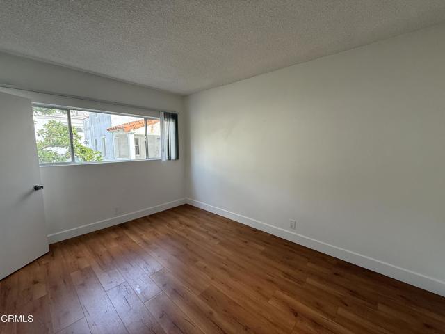 Detail Gallery Image 6 of 9 For 4415 Ambrose Ave #9,  Los Angeles,  CA 90027 - 1 Beds | 1 Baths