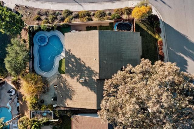 3348 Holloway Street, Newbury Park CA: https://media.crmls.org/mediaz/3cfea02d-9d2b-4c7b-80d8-3e335b27a1a0.jpg