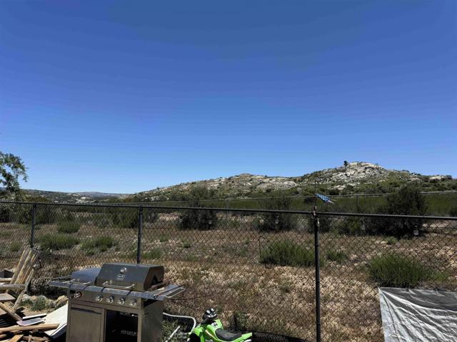 Detail Gallery Image 4 of 23 For 1255 Duckweed Trl, Campo,  CA 91906 - 4 Beds | 2 Baths