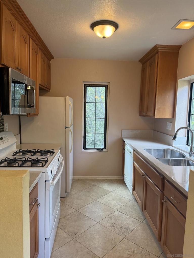 13294 Wimberly - photo 8