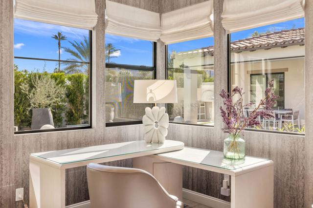 75229 Hancock Place, Indian Wells CA: https://media.crmls.org/mediaz/3d029578-c3c1-44c7-9da5-c159459e5554.jpg