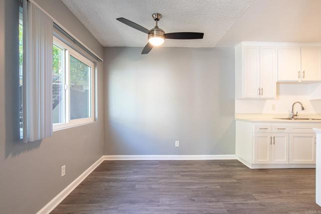 Detail Gallery Image 28 of 36 For 19344 Wyandotte St, Reseda,  CA 91335 - – Beds | – Baths