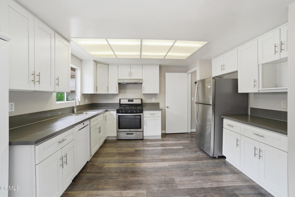 735 County Square Drive #34