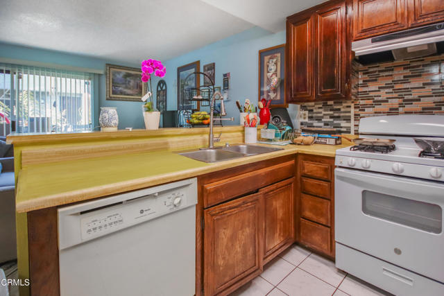 Detail Gallery Image 16 of 46 For 4578 Saviers Rd, Oxnard,  CA 93033 - 2 Beds | 1/1 Baths