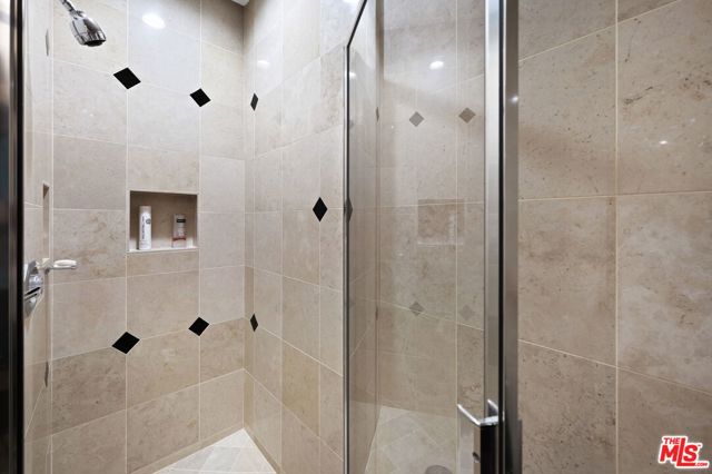84 Running Springs Drive, Palm Desert CA: https://media.crmls.org/mediaz/3d041c45-41d2-4622-964a-3f7443de9c40.jpg