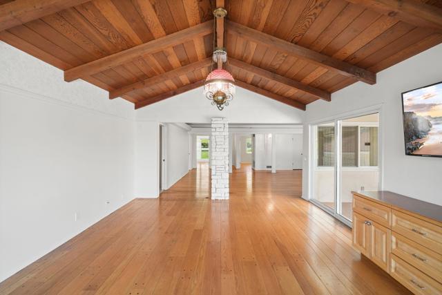 108 W Kenneth Road, Glendale CA: https://media.crmls.org/mediaz/3d04c3bd-db35-4120-8bad-888d88f837f4.jpg