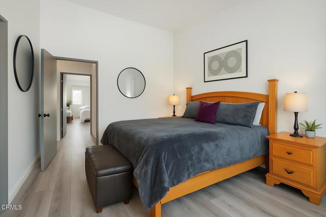 93 Flora Vista Avenue, Camarillo CA: https://media.crmls.org/mediaz/3d051cff-31c6-4215-8fc5-5d3784f6a49b.jpg