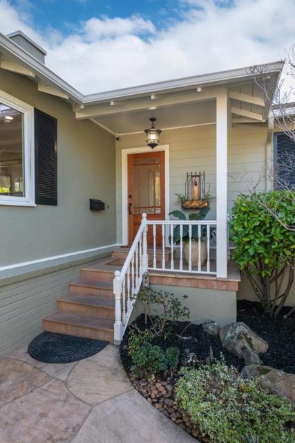 Image 4 of 60 For 1633 Molitor Road