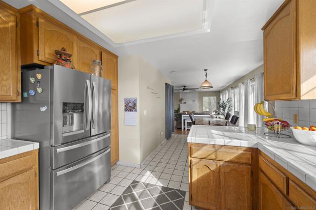 8016 Sterling Dr, El Cajon CA: https://media.crmls.org/mediaz/3d087d34-354a-4e0f-87c4-ea355e8564f5.jpg