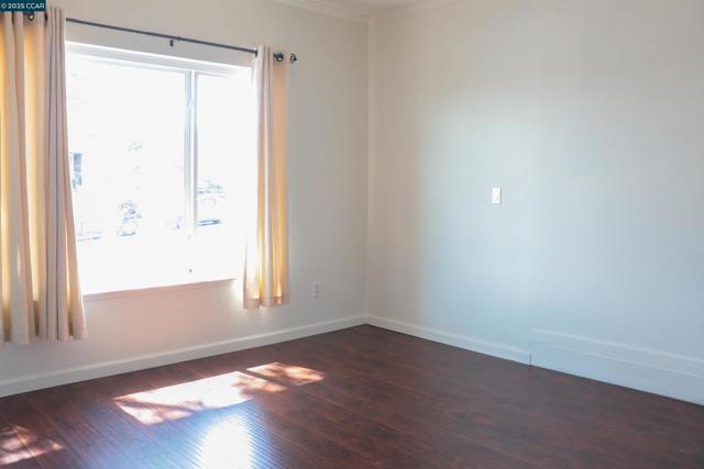 3804 Malibu, Pittsburg CA: https://media.crmls.org/mediaz/3d08e1ed-281f-47cb-b1d2-27937ce9b50e.jpg