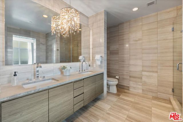 900 W Olympic Boulevard, Los Angeles CA: https://media.crmls.org/mediaz/3d0926cc-3b7f-4288-924d-214d8b7907fb.jpg
