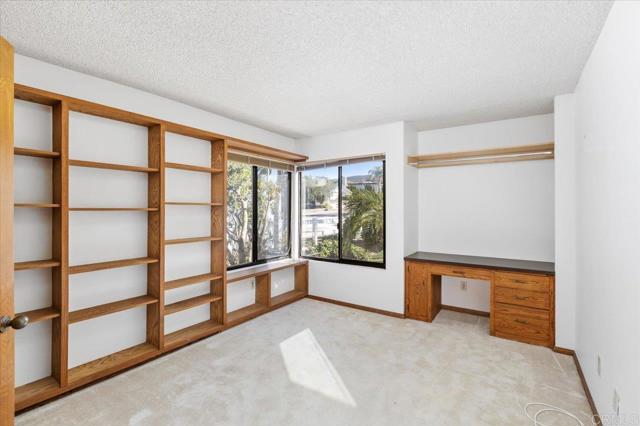 Detail Gallery Image 18 of 27 For 1610 via La Plaza, San Marcos,  CA 92078 - 3 Beds | 3 Baths